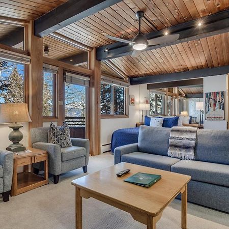 Laurelwood Condominiums 113 Сноумас Вилидж Екстериор снимка